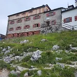 Haus Am Berg Apartmán *