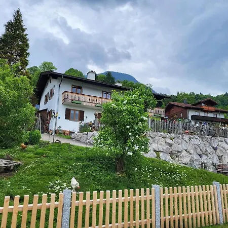 Haus Am Berg Apartment *